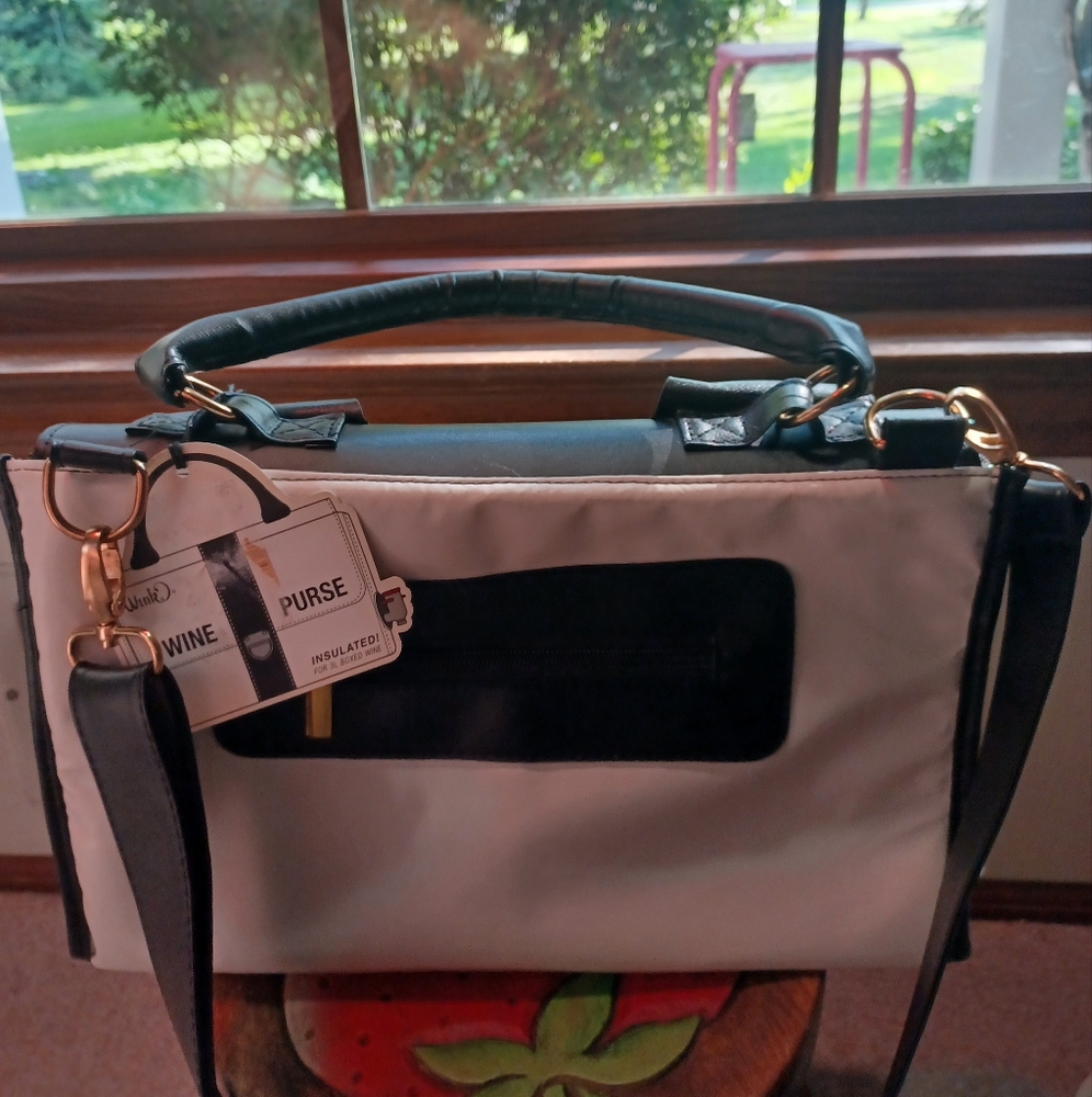 Portable Wine Cooler Black and White with Cat Design - Picture 3 of 5